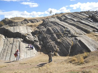 Sacsayhuam�n (Cusco), Rutschbahnen 04