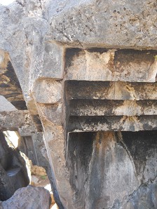 Sacsayhuam�n (Cusco), big quarry, the rock with the stairs and the throne turned over, detail 02