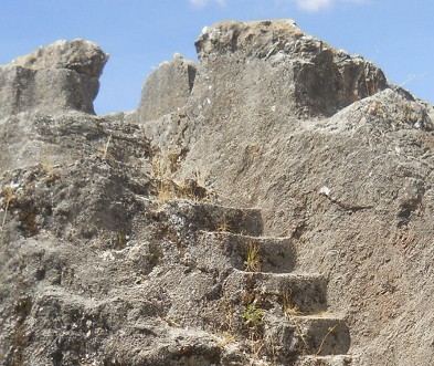 Der Treppen- und Thronfelsen "Chinchana grande" (Treppenfelsen) Teil 1, Nahaufnahme der Treppe