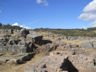 Cusco Sacsayhuam�n: el anfiteatro con un caos y con tronos 02