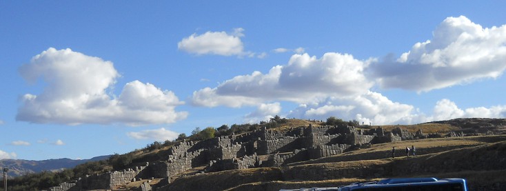 Cusco Sacsayhuam�n, die Sicht auf den Endteil der grossen Zickzackmauer, Nahaufnahme