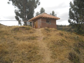 Llegando a la "Zona X" (Laq'o/Laco, Templo de la Luna), camino a la casita del guardi�n