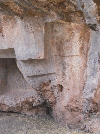 Zone X (Laq'o, Laco, Mondtempel): Umgest�rzter Thron, Detail 06