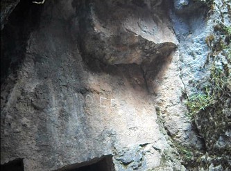 Cusco Sacsayhuam�n, Zone X (Laq'o, Laco, Mondtempel), gigantischer, umgest�rzter Thron 10