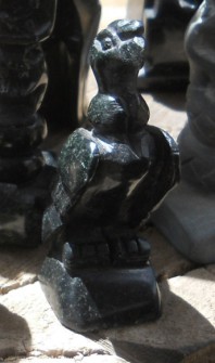 Die Kunsthandwerkwerkstatt von Cusco
              Sacsayhuam�n: Adler