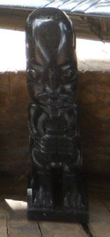 Handicraft workshop in Cusco
                    Sacsayhuam�n: an extraterrestrial with a pointed
                    chin 1 - the were godS