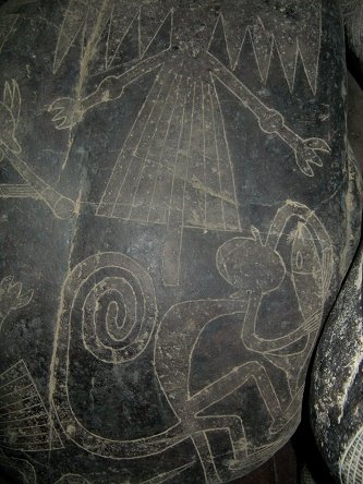 Gravierter Stein mit Linienbildern von
                            Nasca: Affe und Condor-Adler, partielle
                            Nahaufnahme