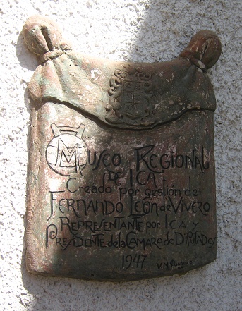 And this memorial board is honoring the
                          founder of the museum, Fernando Le�n de
                          Vivero, when the museum was found in 1947