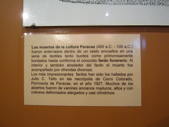 Der Text �ber die Begr�bnisse in der
                          Paracas-Kultur