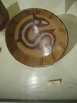 Ceramic plate of Nazca culture with a
                            fish