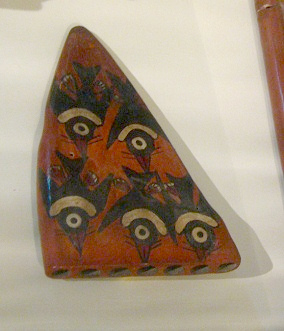 The one of the pan flutes has
                                    got a bird's design