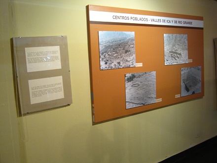 Big board with the description of the
                            regions of Chincha culture