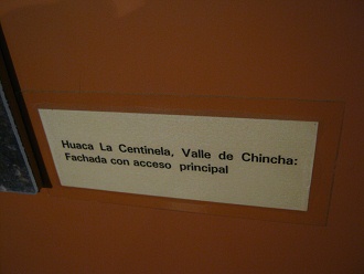 Text: Sanctuary "Centinel"
                              ("Huaca La Centinela") in
                              Chincha valley, the frontage with the main
                              entrance