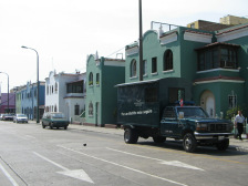 Avenida Canesco, H�userzeile 01 S�dende