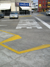 Trottoirrampen bei der Avenida Republica
                          Dominicana