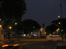 Jesus Maria: Caceres-Park am Abend