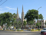 Jesus Maria:
Kirche San José mit Zentralpark Jesus Maria: Kirche San José
mit Zentralpark