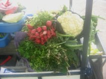 Miraflores: Verdurer�a al cruce Porta /
                        Manco Capac, hierbas, rabanitos, coliflor