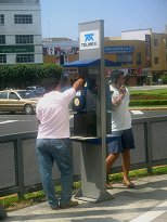 Miraflores, Avenida Pardo, tel�fonos de la
                      empresa "Telmex"