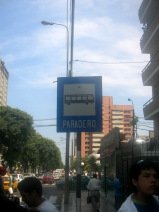 Miraflores, Avenida Pardo, se�al de trafico
                      "Paradero"