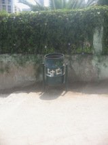Miraflores, Malec�n 28 de Julio, tonelada de
                      basura