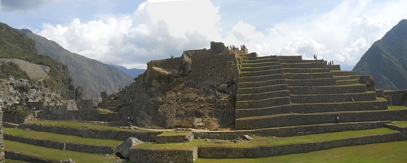 Machu Picchu, pir�mide del
                    sol, vista lateral, panorama
