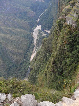 Vista al valle Urubamba 01
