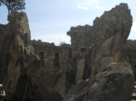 Machu Picchu: la prisi�n en forma
                                de un �guila c�ndor