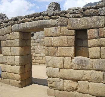 Machu Picchu: Geschnittene Steine im Inkazimmer