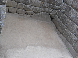 Machu Picchu, Inkazimmer: Nahaufnahme der Mauer der Schlafnische 4