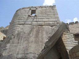 Die Mumienh�hle unter dem Sonnentempel