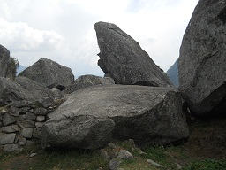 Der grosse Steinbruch von Machu Picchu: Steinechaos