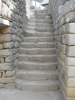 Machu Picchu, Adlergef�ngnis, Treppe