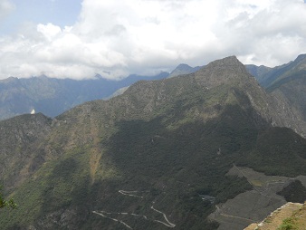 Aufstieg zum Gipfel Huaynapicchu, Aussicht auf die Berge