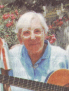 Renate Reiche-Grosse, portrait with
guitar Renate
Reiche-Grosse, portrait with guitar