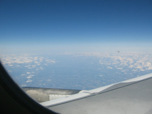 Land unter uns (mit UFO?)