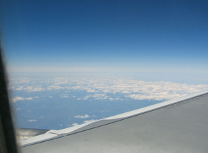 Wolkenstreifen und Dunst