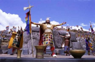 Fiesta de Warachikuy 03, salutaci�n del
                            Inca