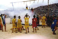 Fiesta de
                          Warachikuy 06, persistencia sobre el fuego