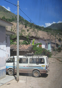 Aguairo, hilera de casas (01), 14:14 horas
