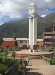 Uripa, Uhrenturm, Nahaufnahme