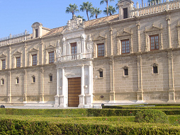 Das
                                        "Hospital de la
                                        Sangre" in Sevilla, Fassade
                                        [22]; hier wurde den Patienten
                                        Kartoffeln gegeben, um schneller
                                        ges�nder zu werden