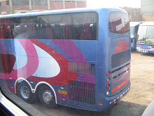 Antezana-Reparaturwerkst�tte (04), ein
                        neuer Bus
