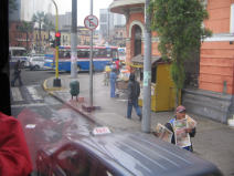 Fahrt am Bolognesi-Platz (Plaza
Bolognesi) (01) Fahrt am Bolognesi-Platz (Plaza Bolognesi)
(01)