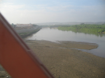 Panamericana in
Nord-Peru, Flussüberquerung vor Tumbes (02) Panamericana in Nord-Peru, Flussüberquerung
vor Tumbes (02)
