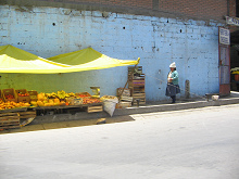 La Oroya, Fr�chtestand am Strassenrand