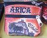 zum Kunsthandwerkmarkt von
                                    Arica / a la feria artesanal de
                                    Arica / to handicraft market of
                                    Arica